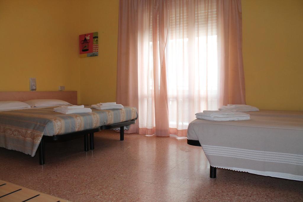 קרביה Hotel Ninfea מראה חיצוני תמונה
