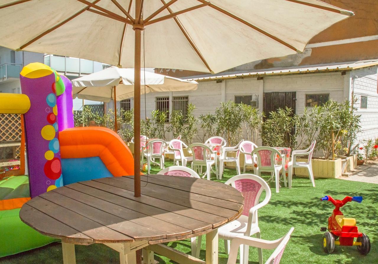 קרביה Hotel Ninfea מראה חיצוני תמונה